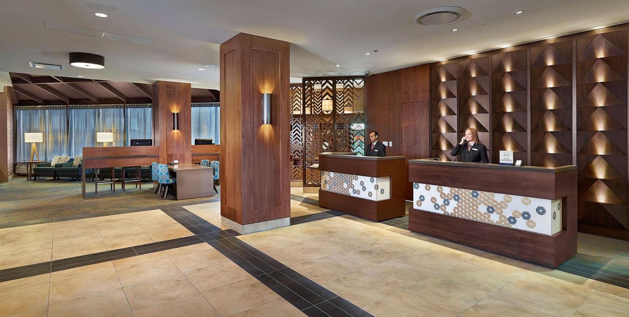 Doubletree By Hilton Hotel & Conference Centre Реджайна Екстер'єр фото